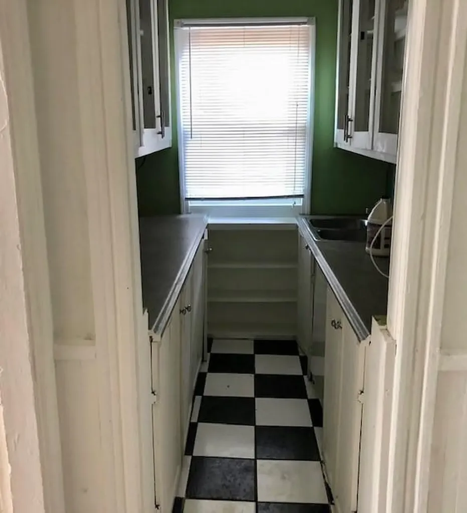 11 13 Wisdom Avenue Providence RI 02908