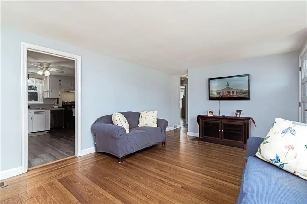 322 Garden City Drive Cranston RI 02920