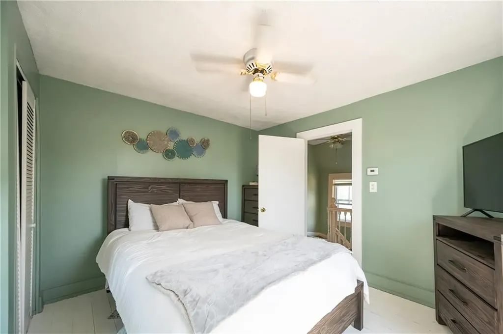 21 Wilcox Street Warwick RI 02889