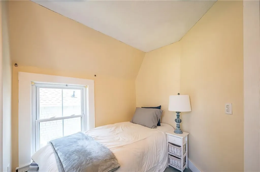 21 Wilcox Street Warwick RI 02889