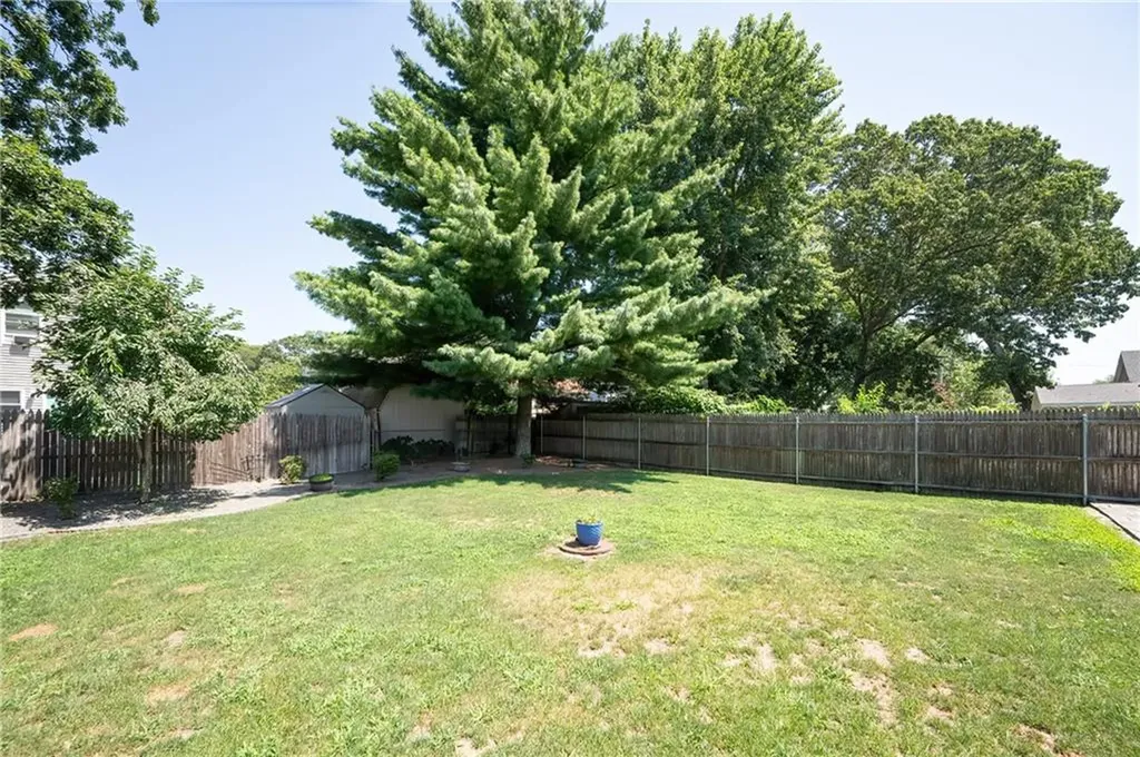 21 Wilcox Street Warwick RI 02889