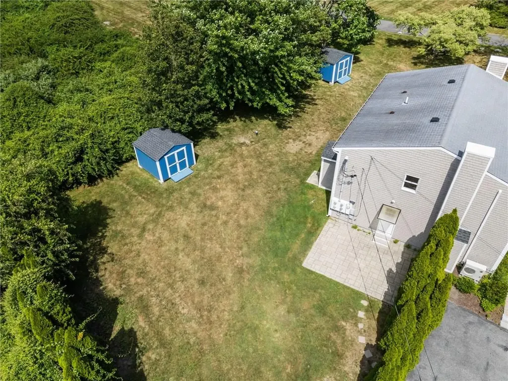 476 Green End Avenue Middletown RI 02842