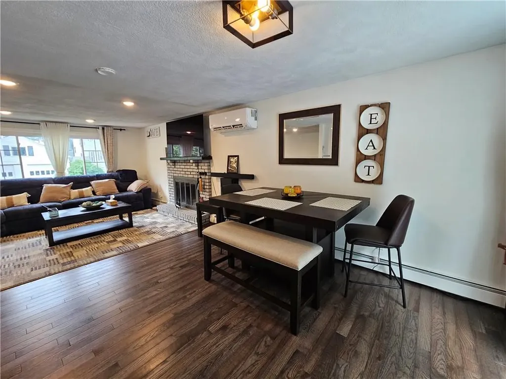 167 Alexander Street North Providence RI 02904