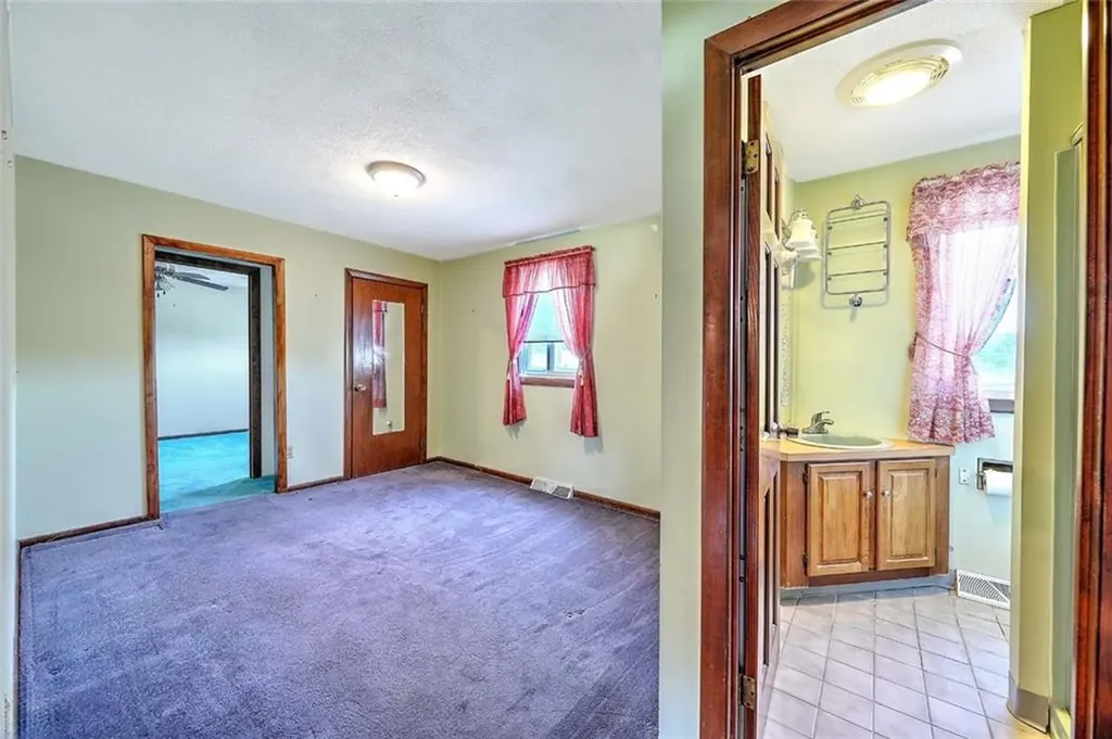 120 Hilton Road Warwick RI 02889