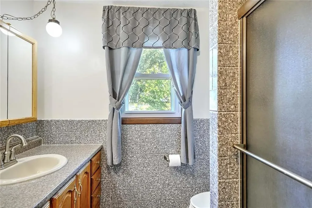 120 Hilton Road Warwick RI 02889