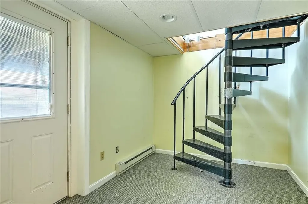 120 Hilton Road Warwick RI 02889