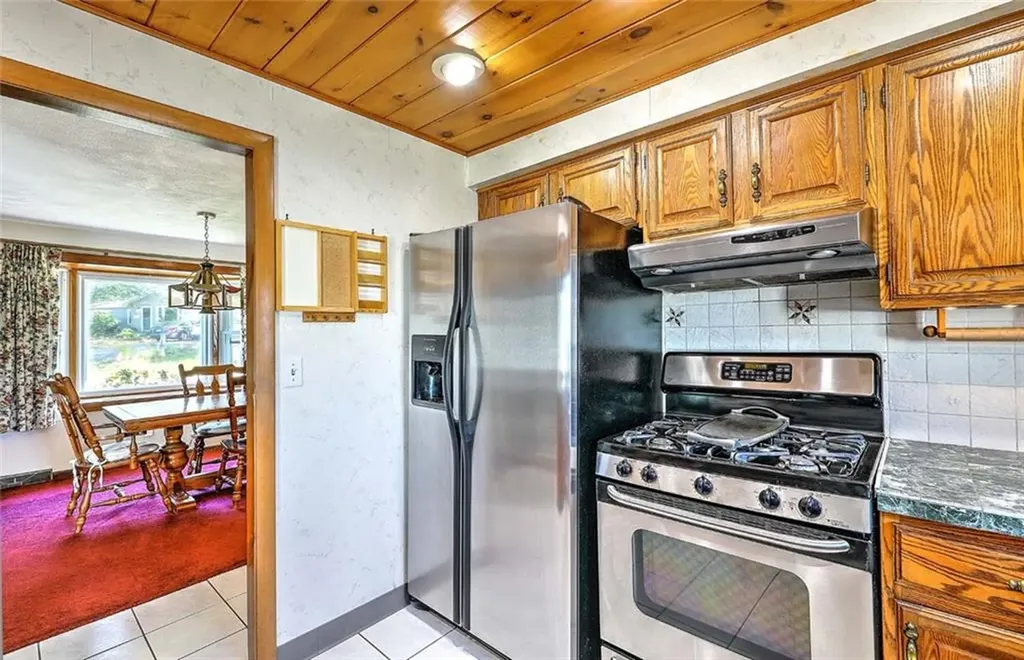 120 Hilton Road Warwick RI 02889