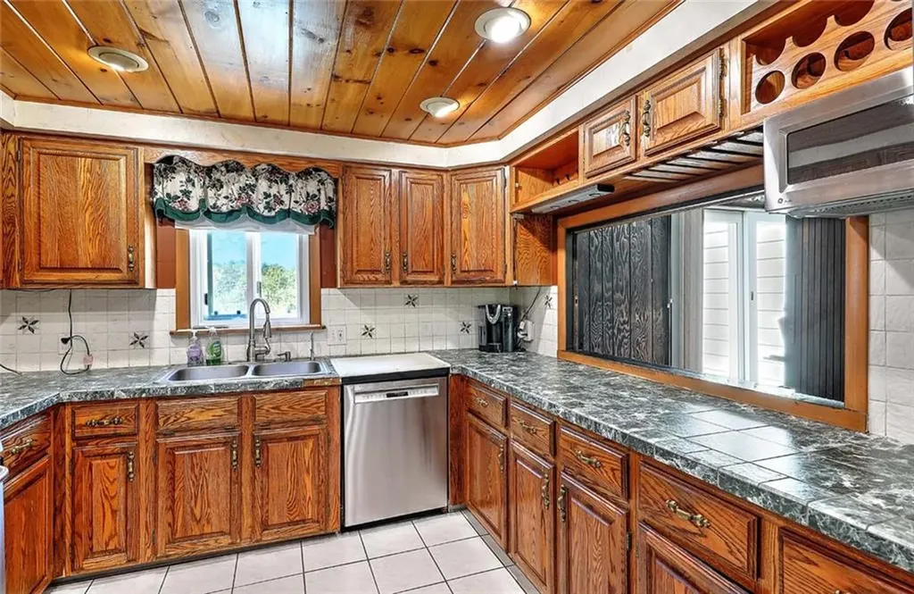 120 Hilton Road Warwick RI 02889