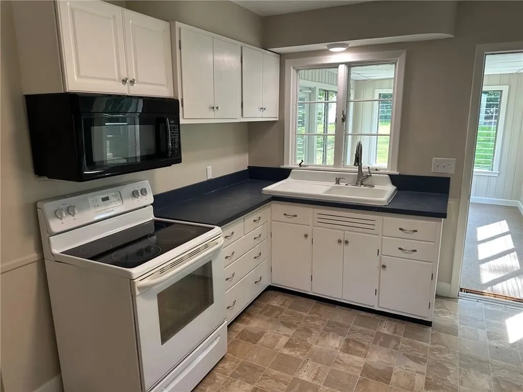 36 Crowell Street Cumberland RI 02864