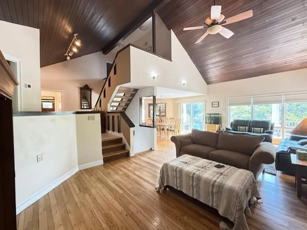 15 Windward Drive Westerly RI 02891
