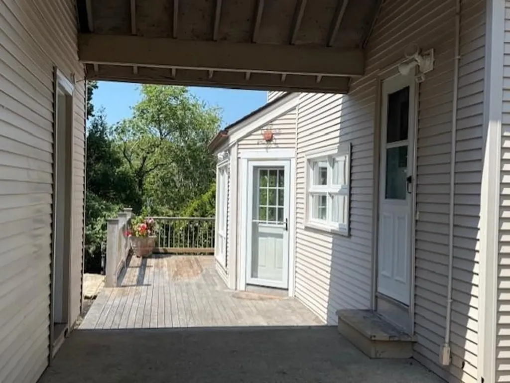 15 Windward Drive Westerly RI 02891