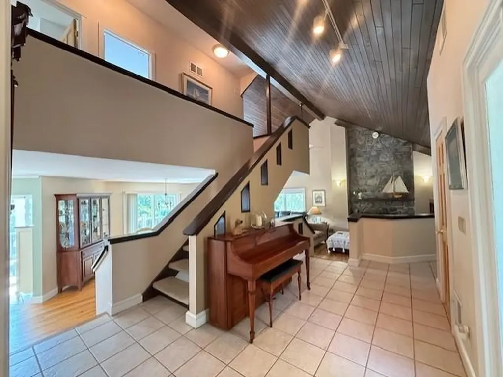 15 Windward Drive Westerly RI 02891