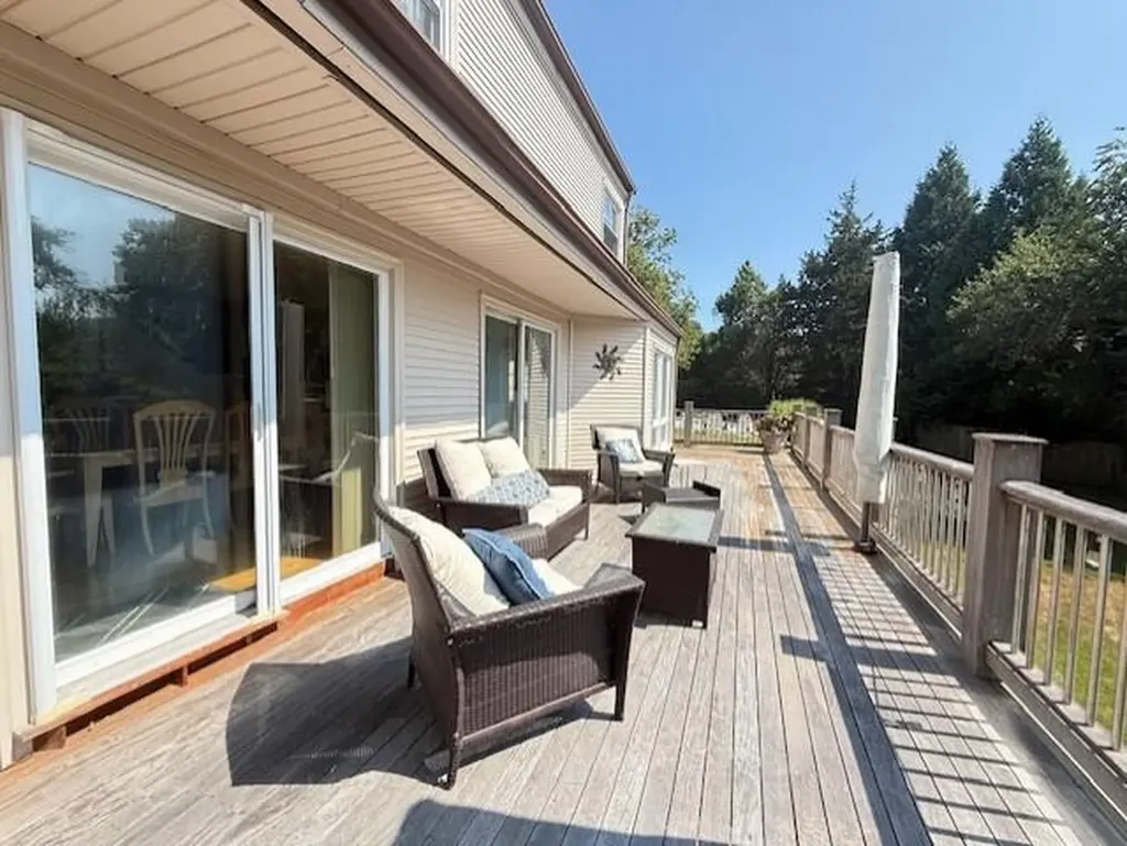 15 Windward Drive Westerly RI 02891