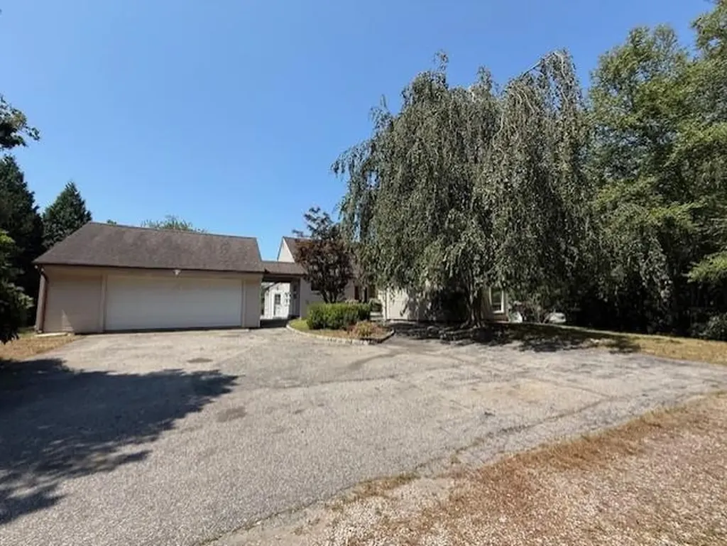 15 Windward Drive Westerly RI 02891