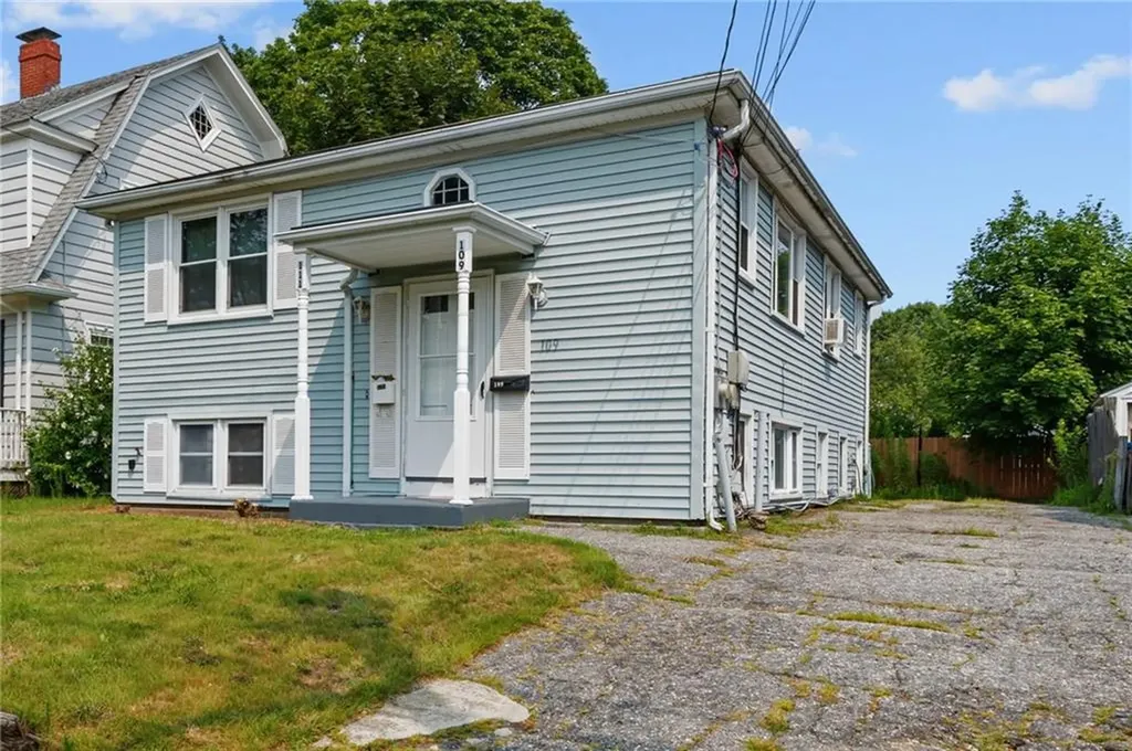 109 Concord Avenue Cranston RI 02910