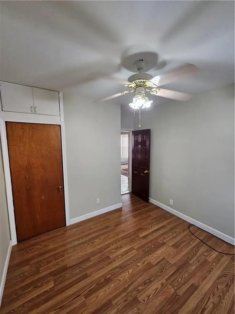 27 Mccabe Avenue Pawtucket RI 02861