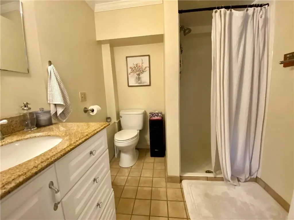 16 Clearview Avenue Portsmouth RI 02871