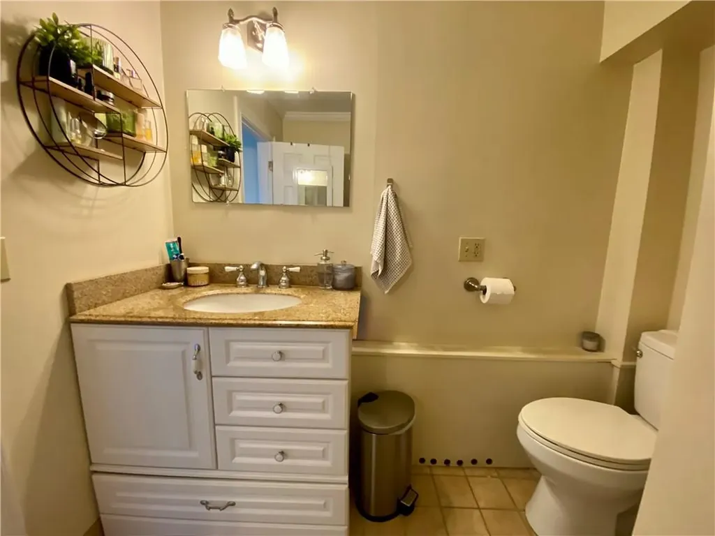 16 Clearview Avenue Portsmouth RI 02871