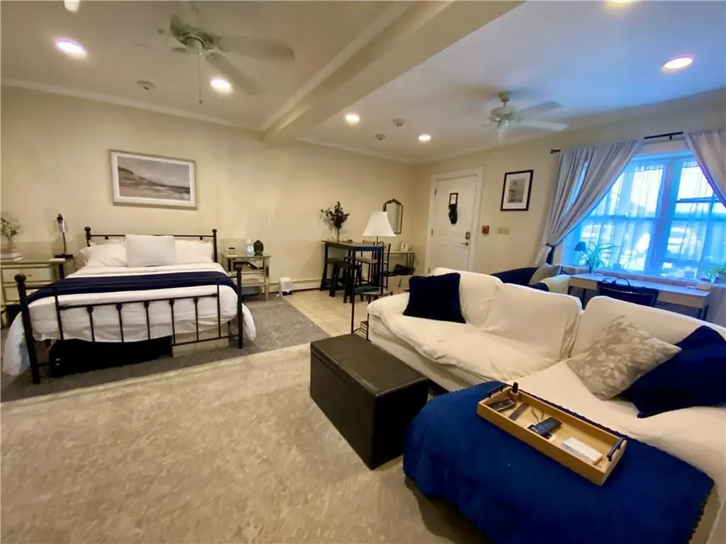 16 Clearview Avenue Portsmouth RI 02871