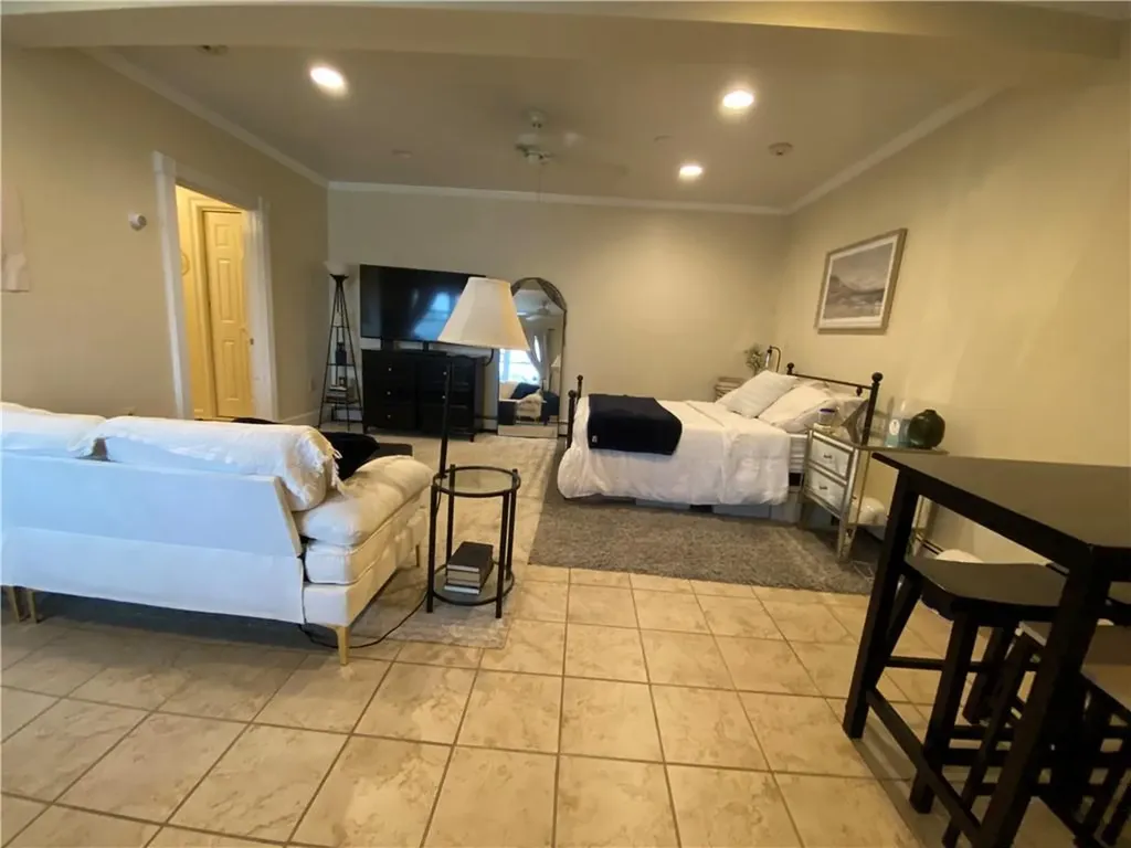 16 Clearview Avenue Portsmouth RI 02871