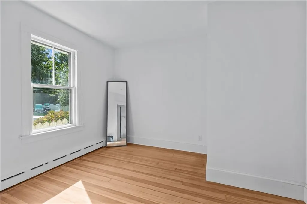 32 Tilley Avenue Newport RI 02840