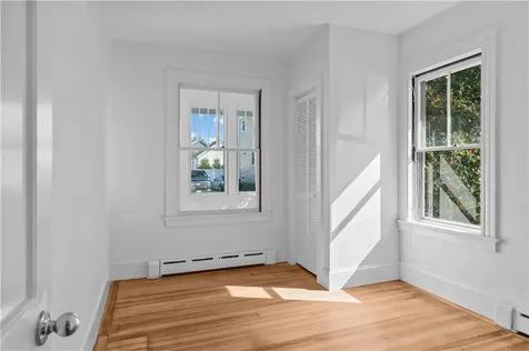 32 Tilley Avenue Newport RI 02840