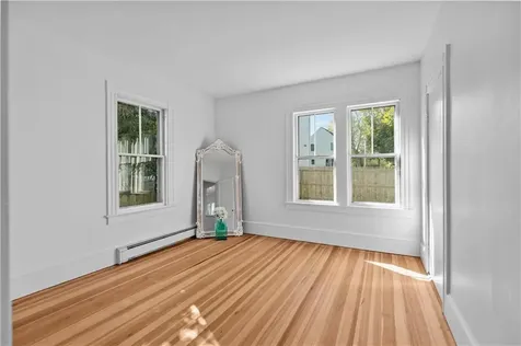 32 Tilley Avenue Newport RI 02840