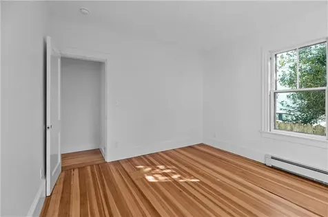 32 Tilley Avenue Newport RI 02840