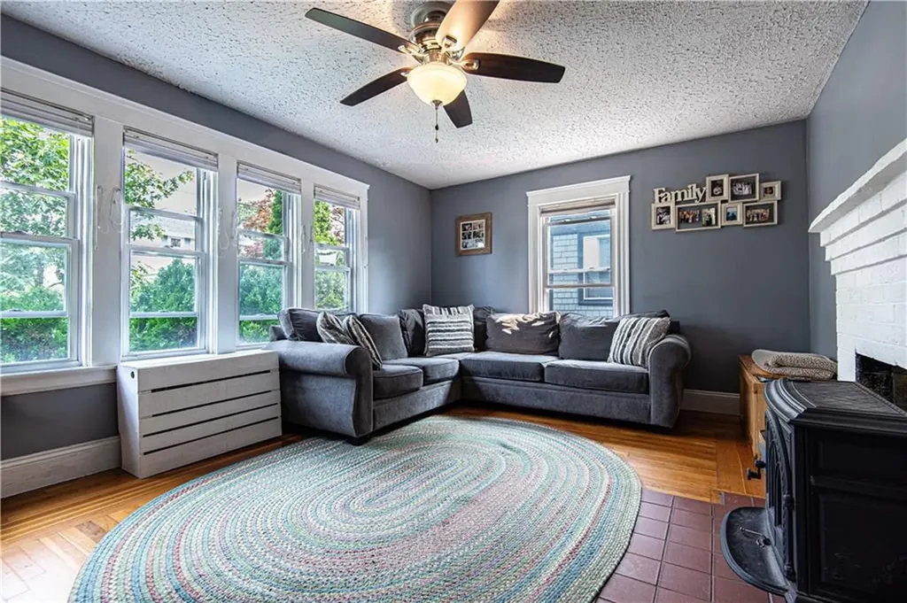 63 Paine Avenue Cranston RI 02910