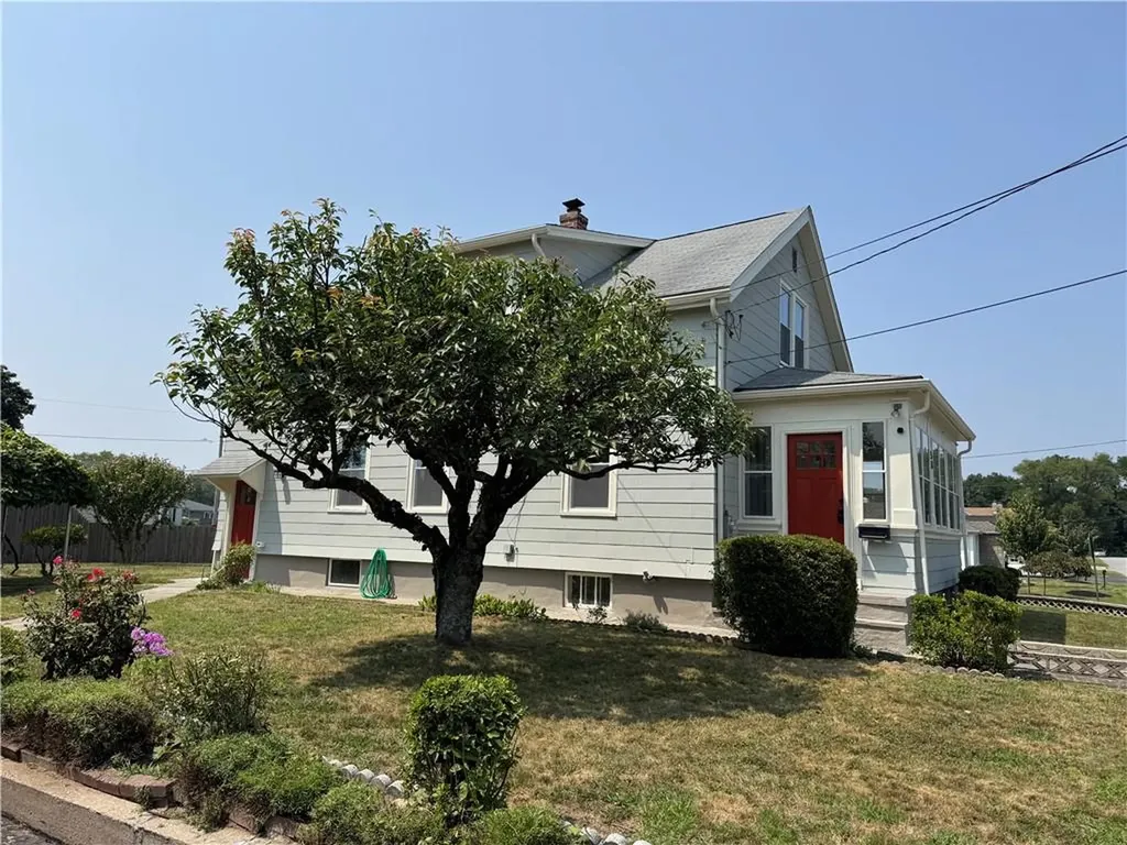 58 Campbell Avenue North Providence RI 02904