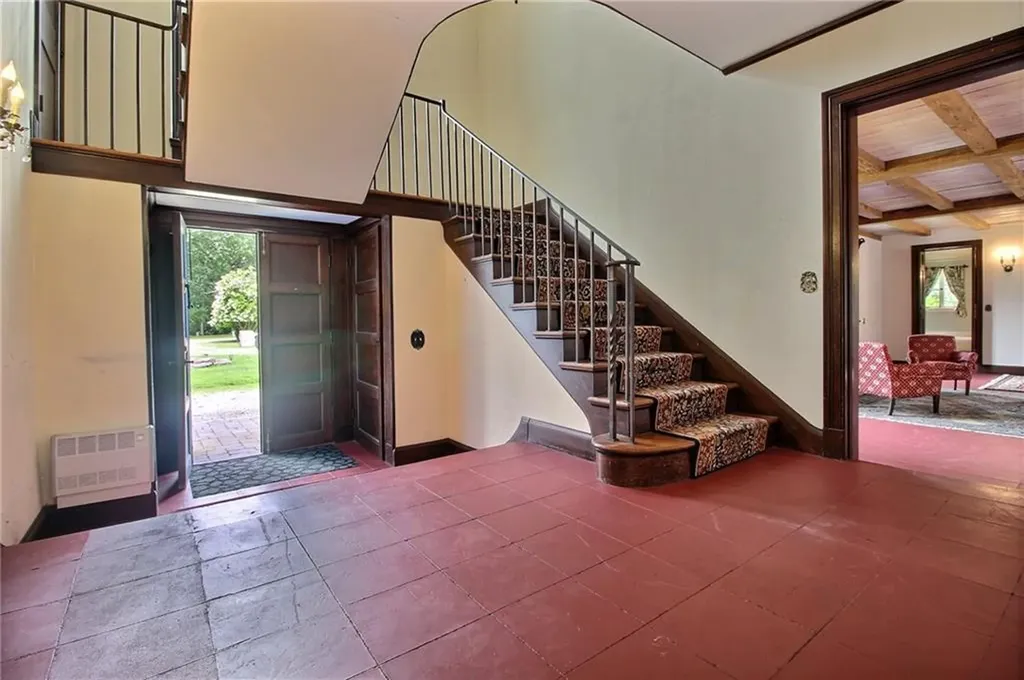 20 Browning Road Westerly RI 02891