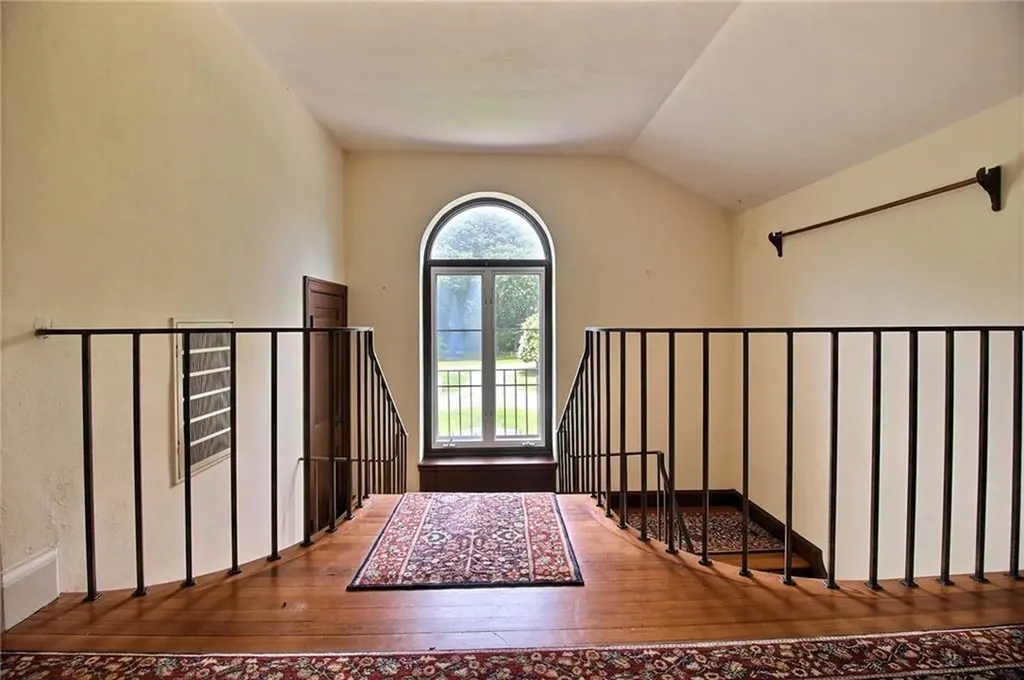 20 Browning Road Westerly RI 02891