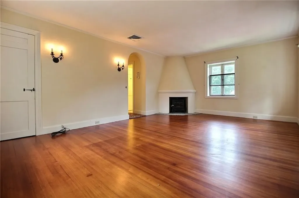 20 Browning Road Westerly RI 02891