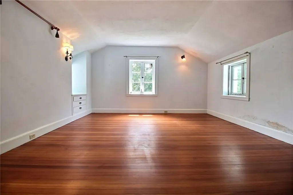 20 Browning Road Westerly RI 02891