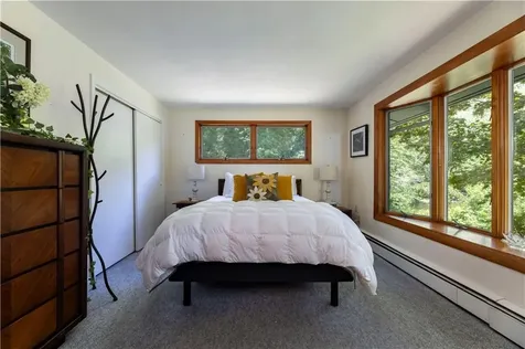 11 Guzeika Road North Kingstown RI 02852