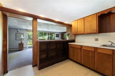 11 Guzeika Road North Kingstown RI 02852