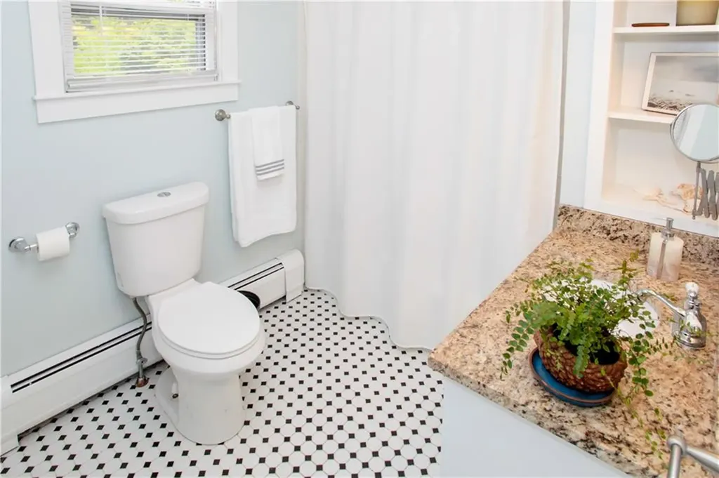 446 Bellevue Avenue Newport RI 02840