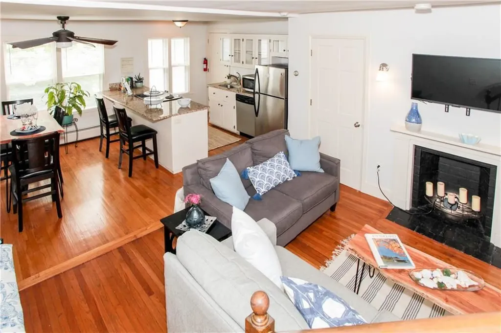446 Bellevue Avenue Newport RI 02840