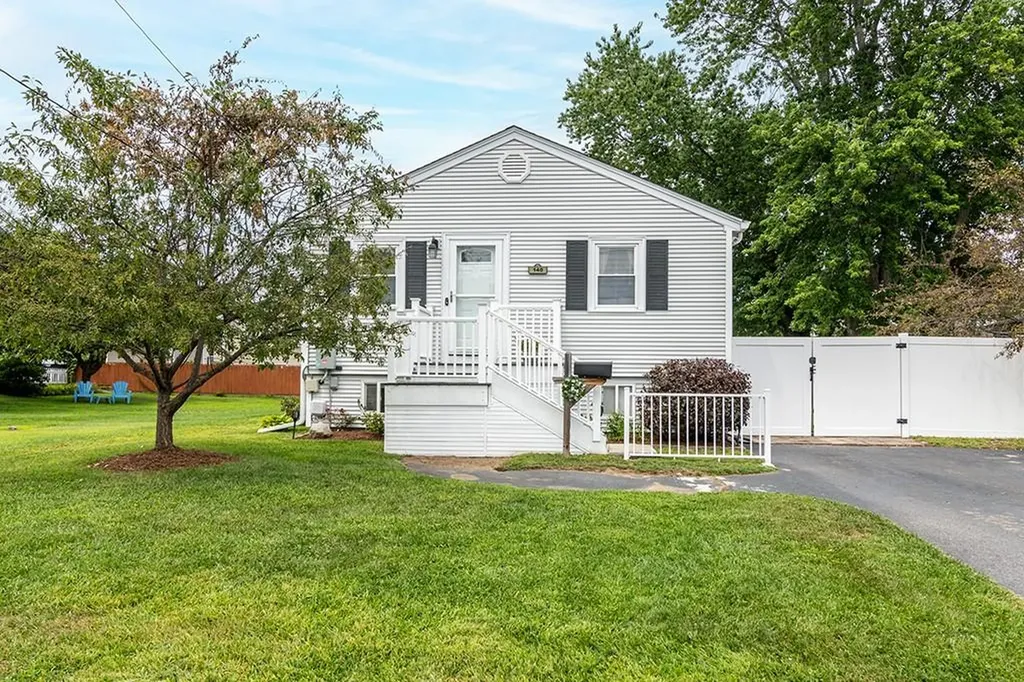 140 Carman Street Cranston RI 02910