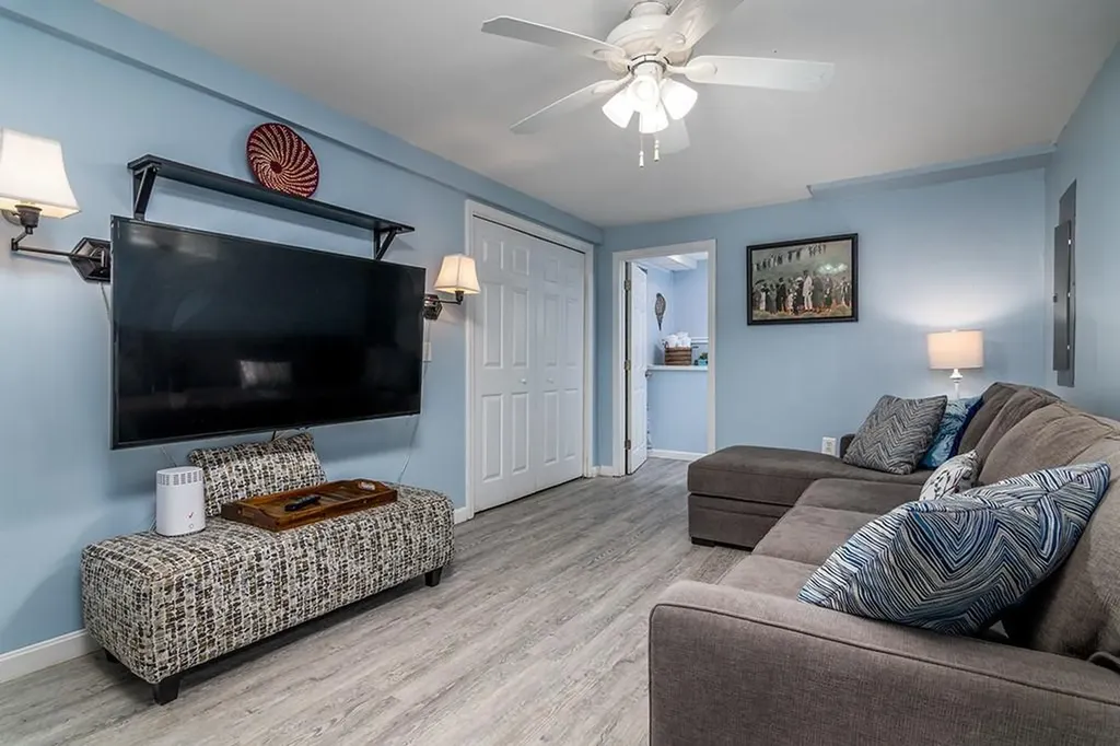 140 Carman Street Cranston RI 02910