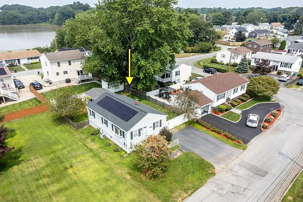 140 Carman Street Cranston RI 02910