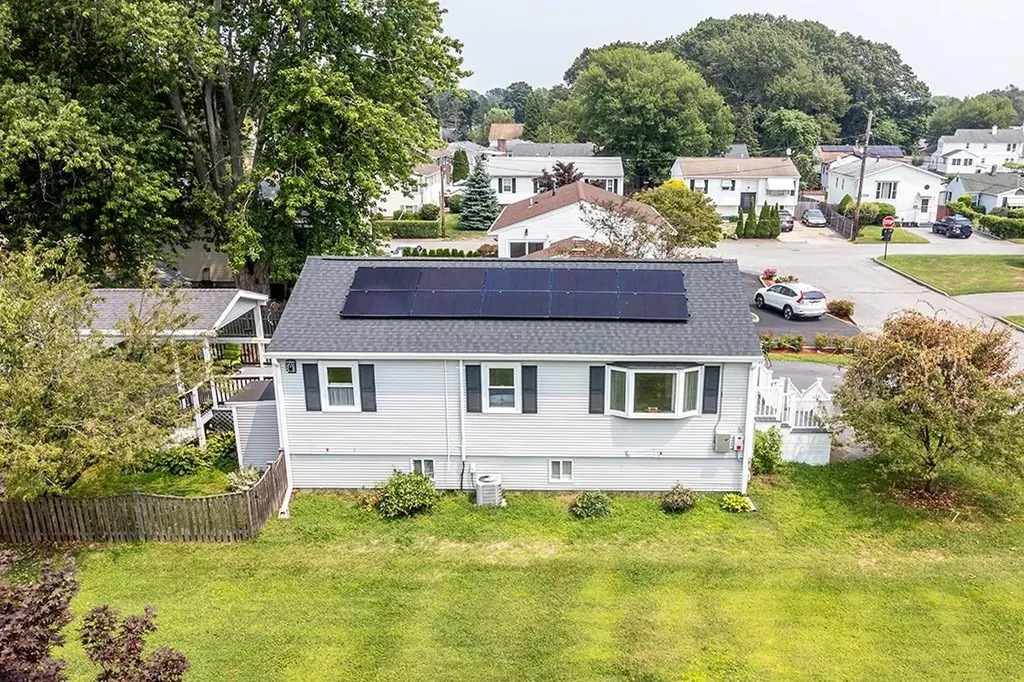 140 Carman Street Cranston RI 02910