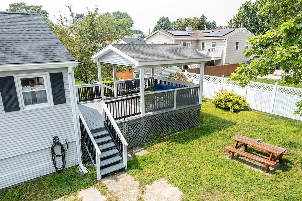 140 Carman Street Cranston RI 02910