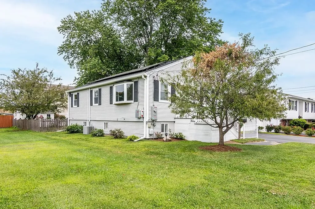 140 Carman Street Cranston RI 02910
