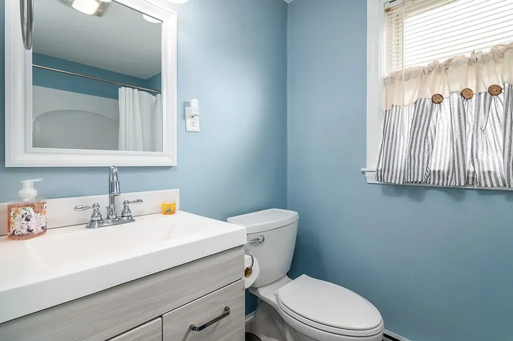 140 Carman Street Cranston RI 02910