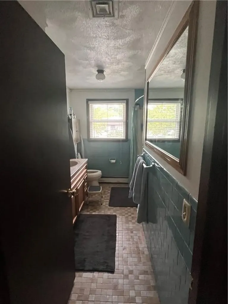 345 Sandy Lane Warwick RI 02889