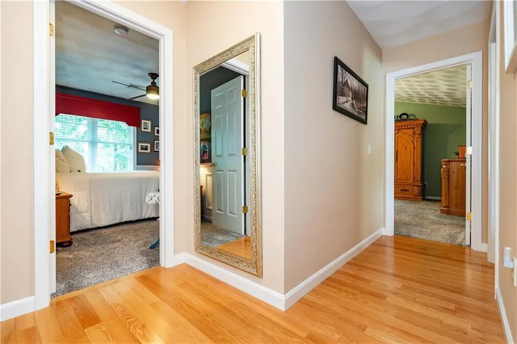 9 Wilshire Lane Cranston RI 02921