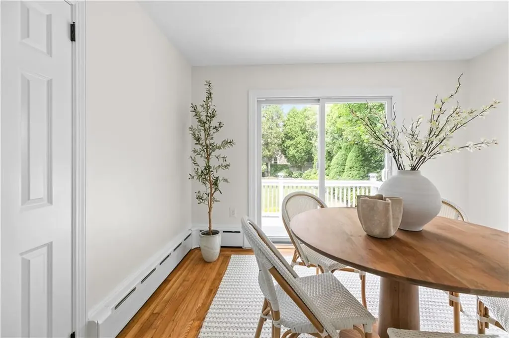 128 Ruggles Avenue Newport RI 02840