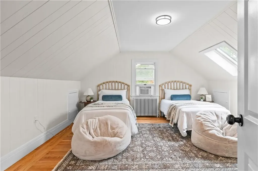 128 Ruggles Avenue Newport RI 02840