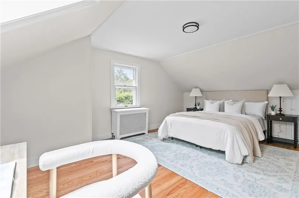 128 Ruggles Avenue Newport RI 02840